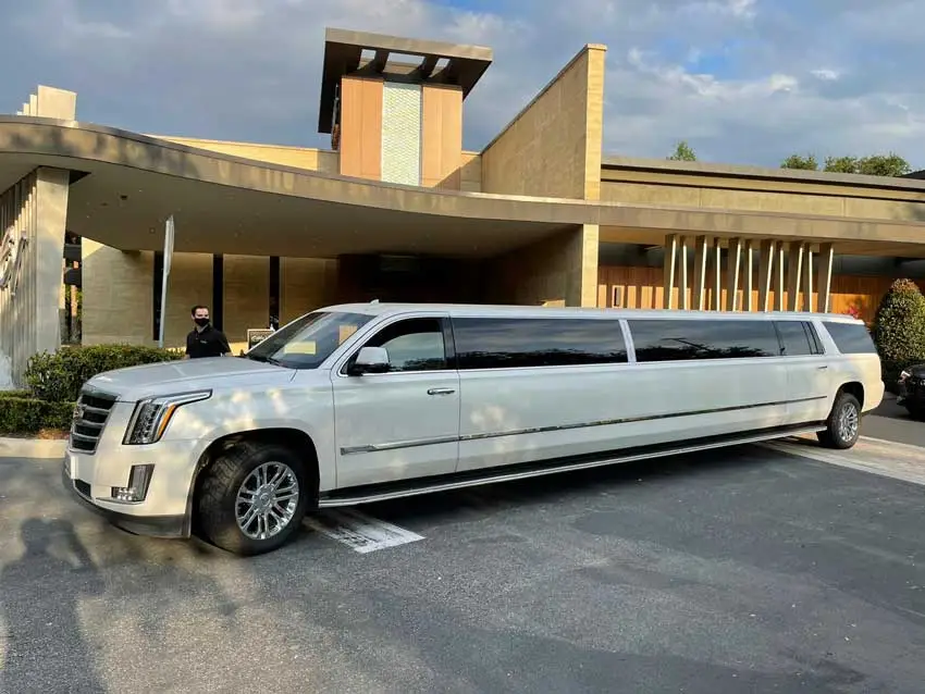 Cadillac limousines for rent