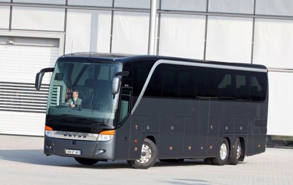 15 Passenger Charter Bus