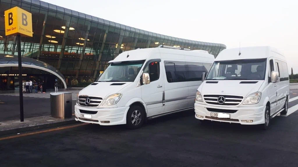 14 Passenger Mini Bus Rental