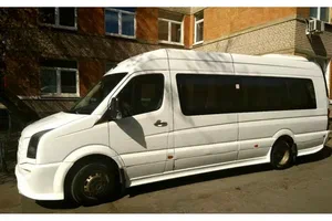 6 Passenger Luxury Van Rental