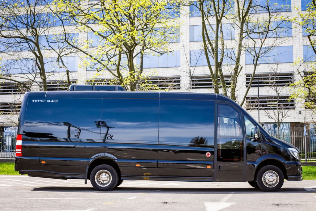 18 Passenger Mini Bus Rental