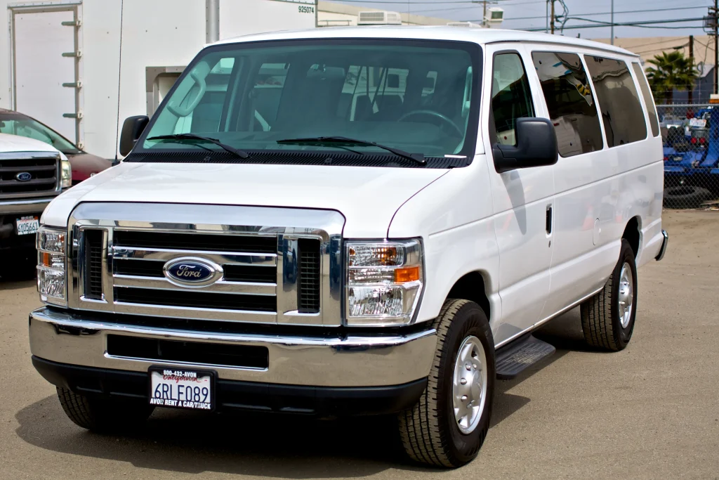 15 Passenger Vans For Rent