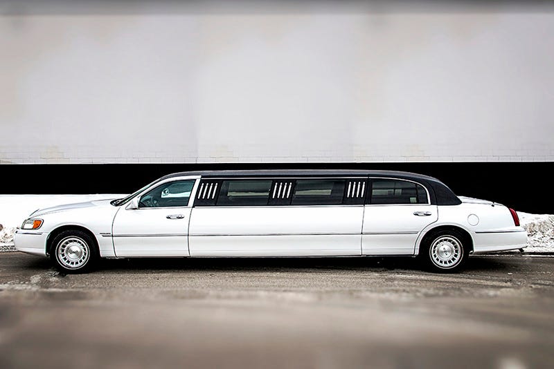 12 Passenger Limo Rental CT