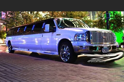 10 Passenger Limo Rental in Freehold Township NJ