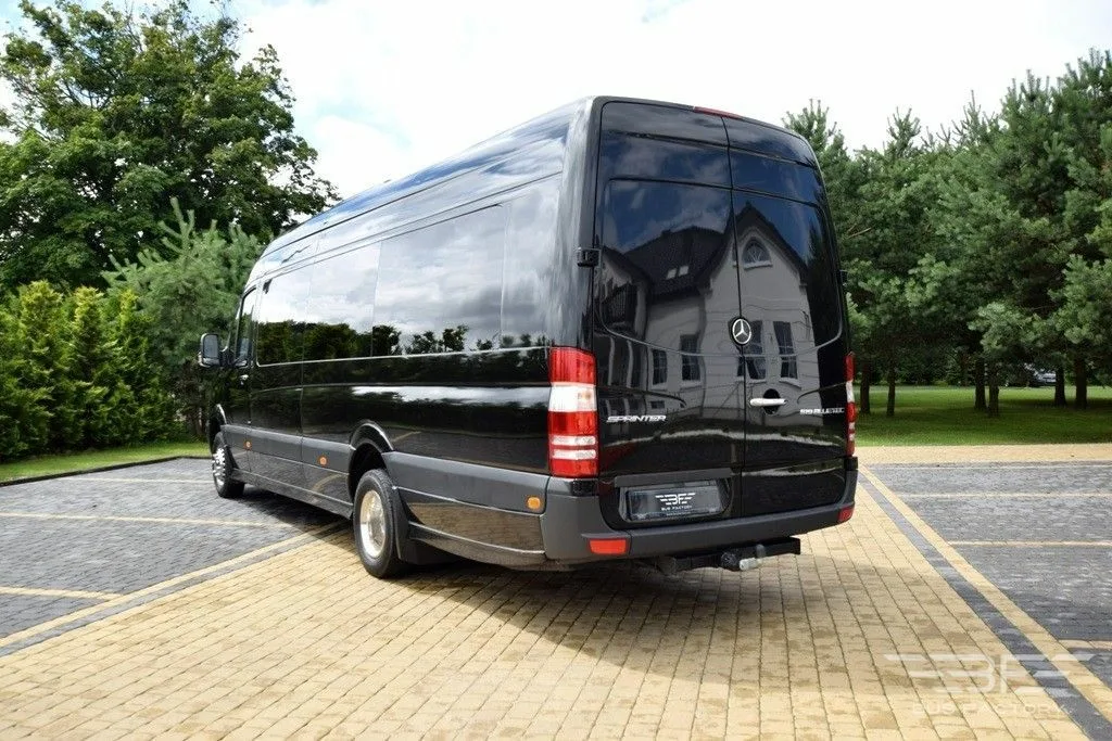 10 Passenger Limo Rental Point Pleasant NJ