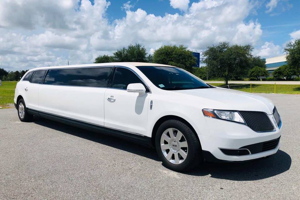 10 Passenger Limo Rental In Toms River