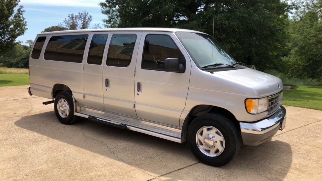 15 Passenger Van Rental Nashville TN