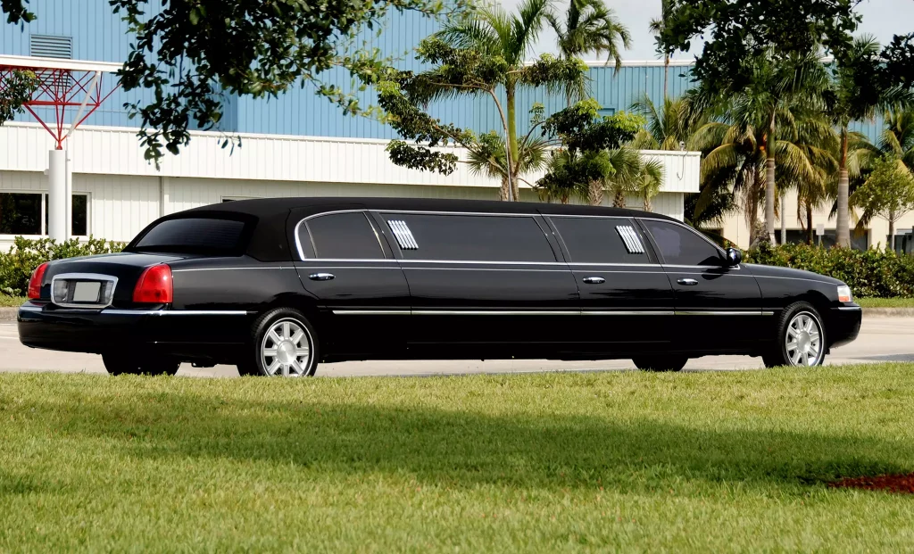 10 Passenger Limo Rental In Wall Township