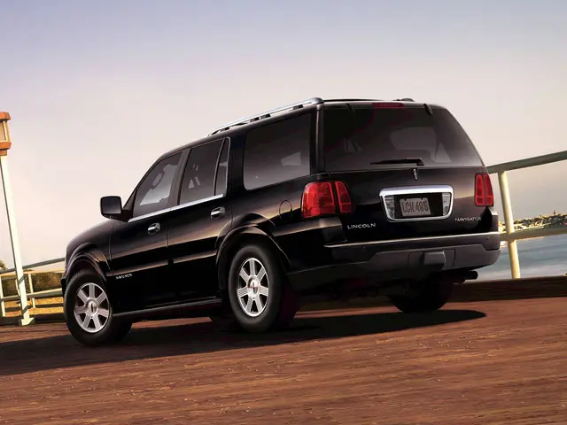 Pink Lincoln Navigator in Randolph