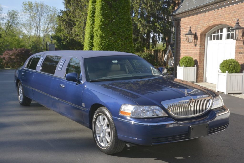 Stretch Limo Rental In Midlothian