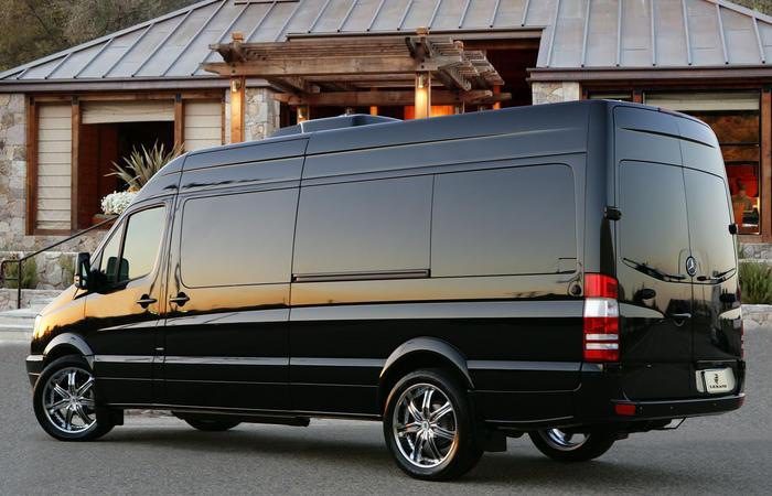 Sprinter Limo Rental In Chicago