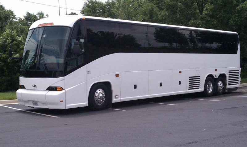 Charter Buses Rental In Shawnee