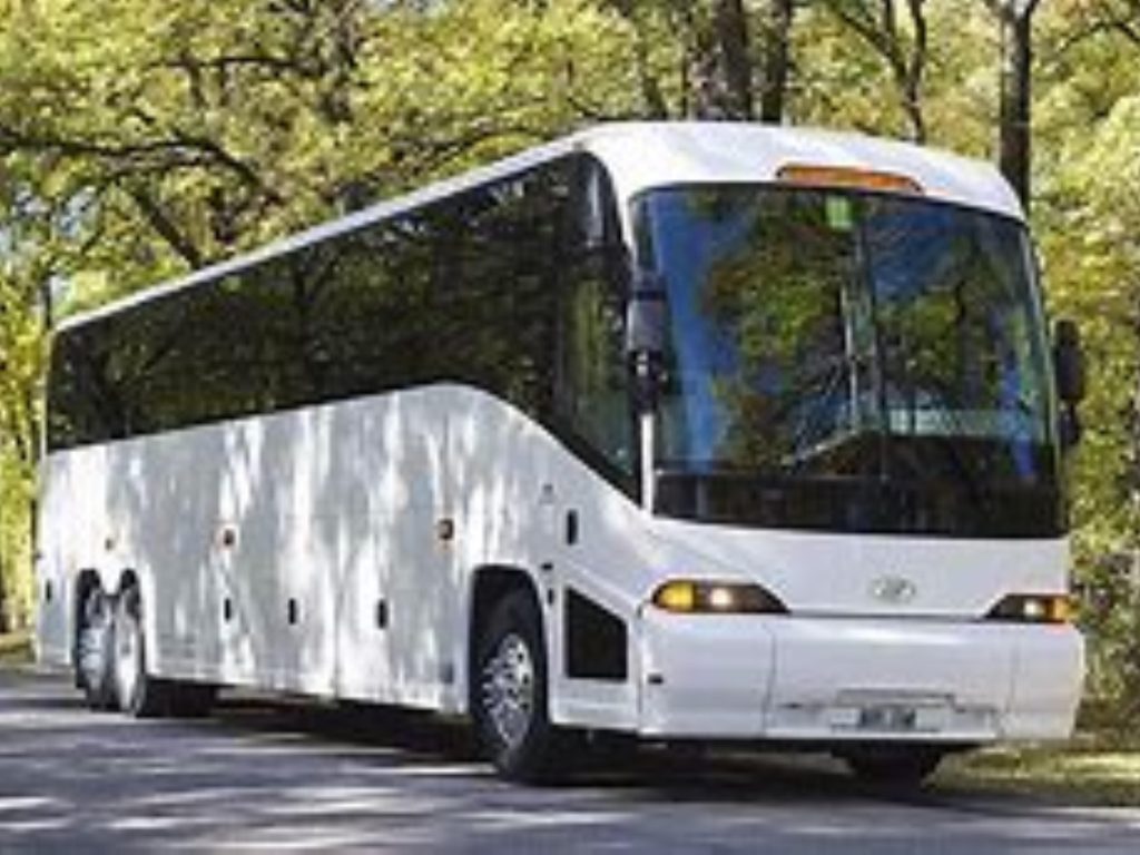 Charter Buses Rental In Universal City