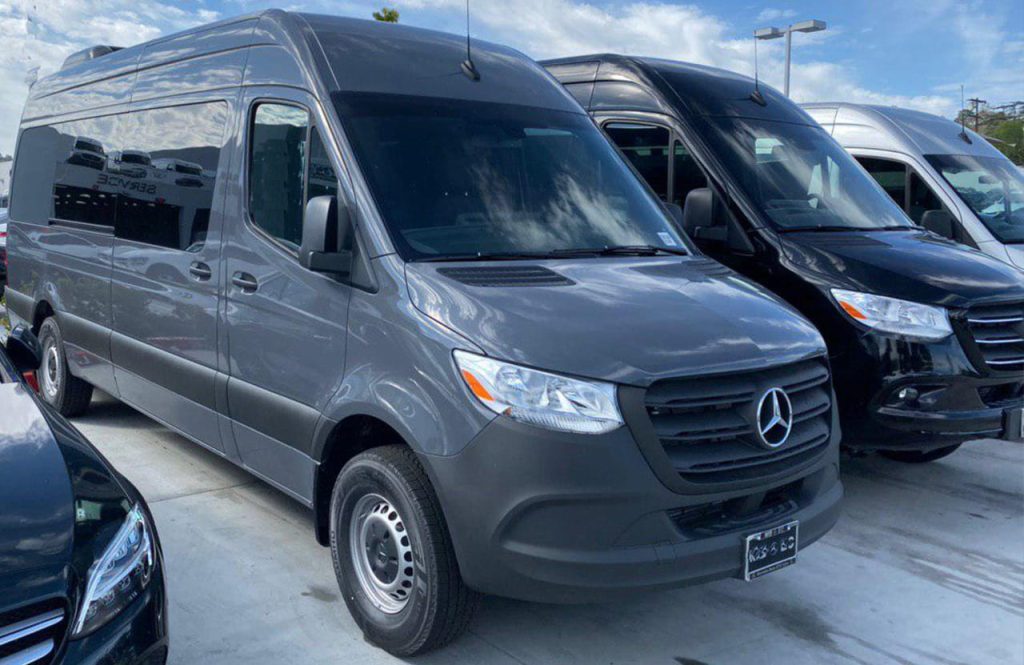 Van Rental In Garden City
