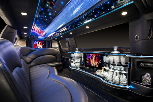 Lincoln MKT Stretch Limo 3