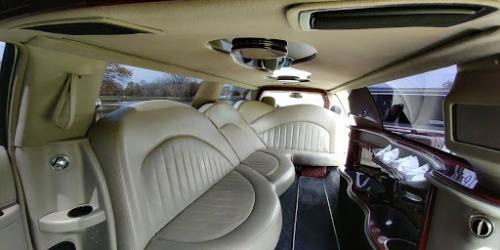 Lincoln Town Car Stretch Limo White 2