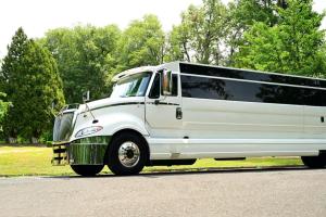 Transformer-Party-Bus3